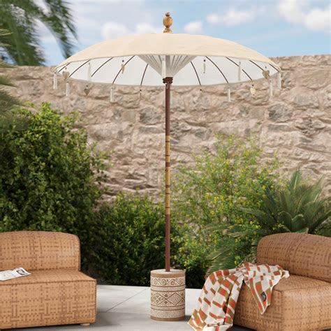 Comment bien choisir son pied de parasol .